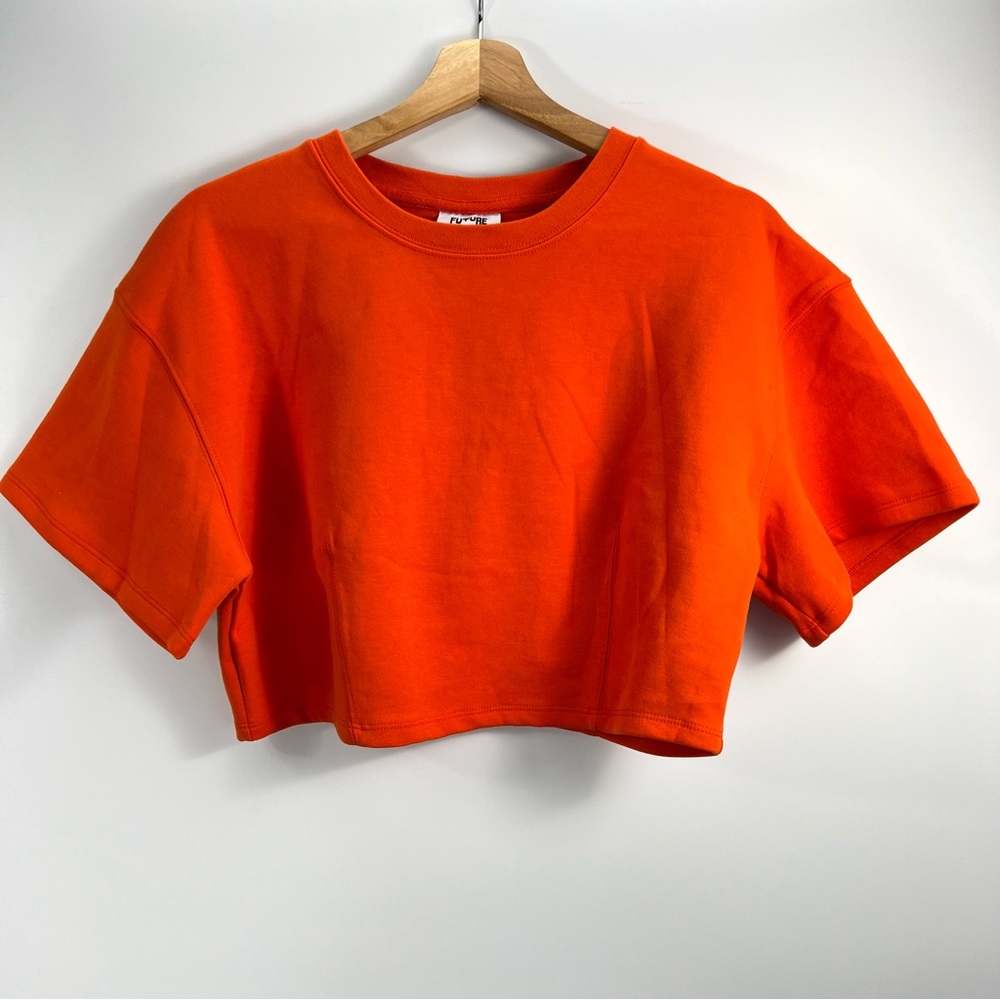 Size M Women’s Crop Top - Future Collective #1745